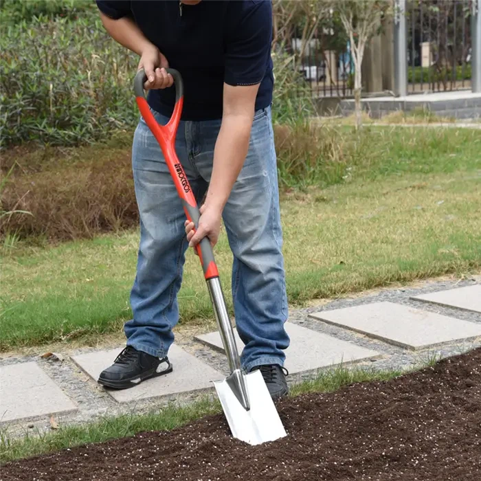 Nerjaveèi vs Kabòn: Chwazi zouti pou jaden